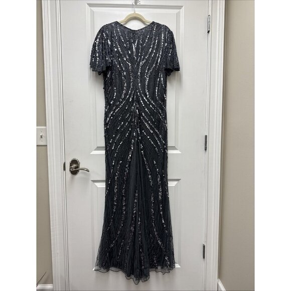 New Mac Duggal Size 18 5945 Flutter Sleeve Embellished A-Line Gown Formal Dress - Picture 7 of 9